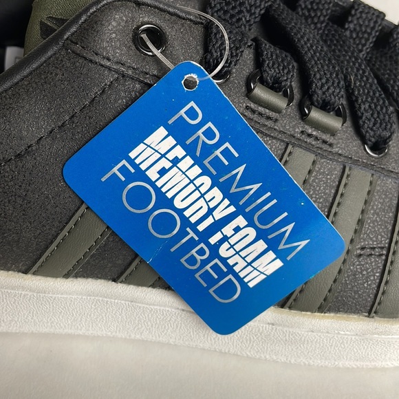 K-SWISS•NWT•BLACK SHOES - Picture 9 of 11